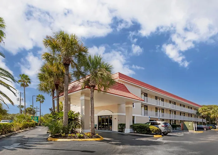 Quality Inn & Suites St Augustine Beach Area