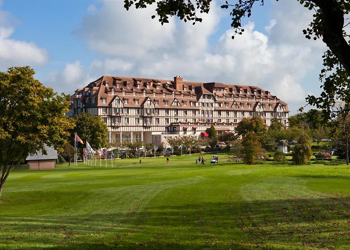 Hôtel Barrière L'Hôtel du Golf