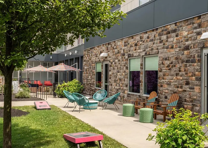 Aloft Beachwood