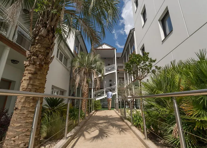 Brit Hotel Ker Lann Aeroport - Parc Expo Bruz