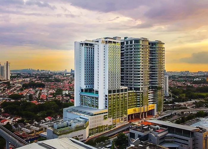 M World Hotel