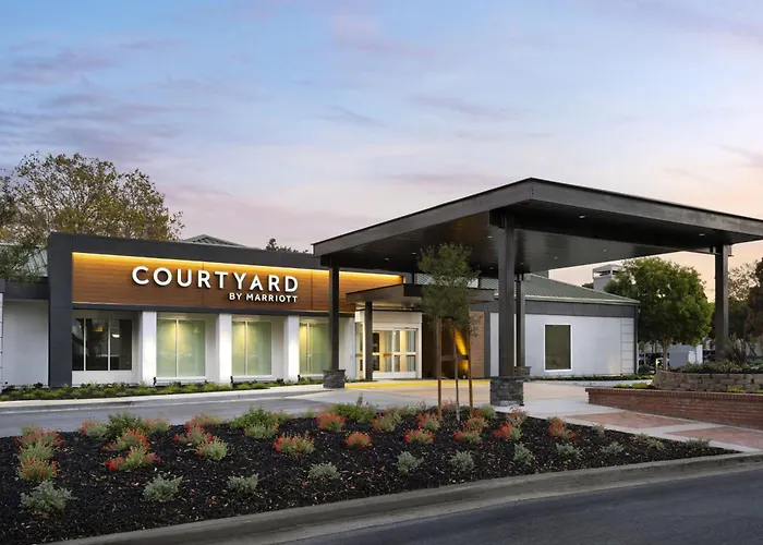 Courtyard By Marriott San Mateo Foster City