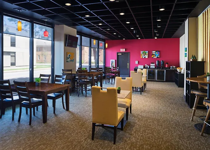 Charleston Marriott Town Center Hotel