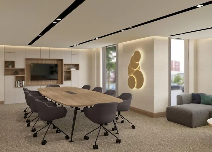 Courtyard By Marriott London Heathrow Airport