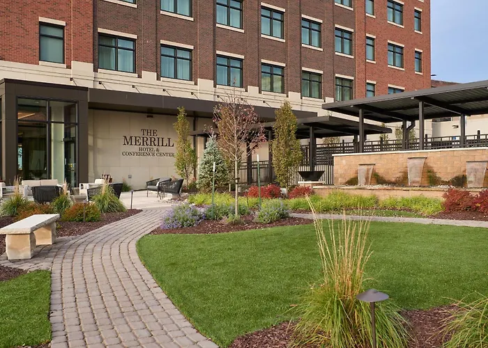The Merrill Hotel & Conference Center, Muscatine, A Tribute Portfolio Hotel