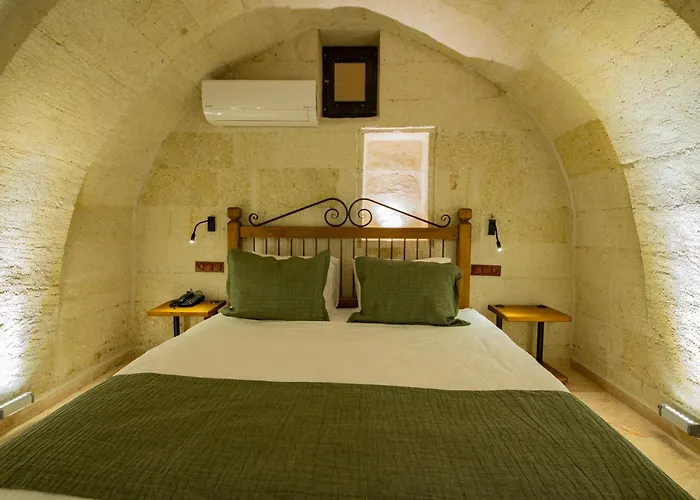 Ares Cave Suites