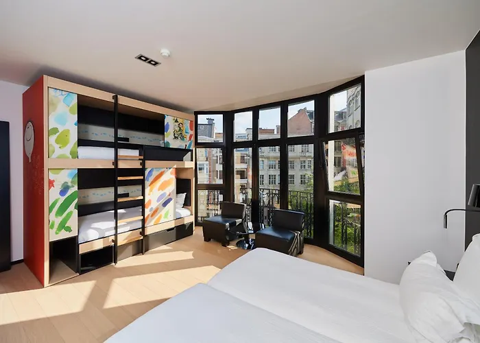 Yooma Urban Lodge Saint-Gilles