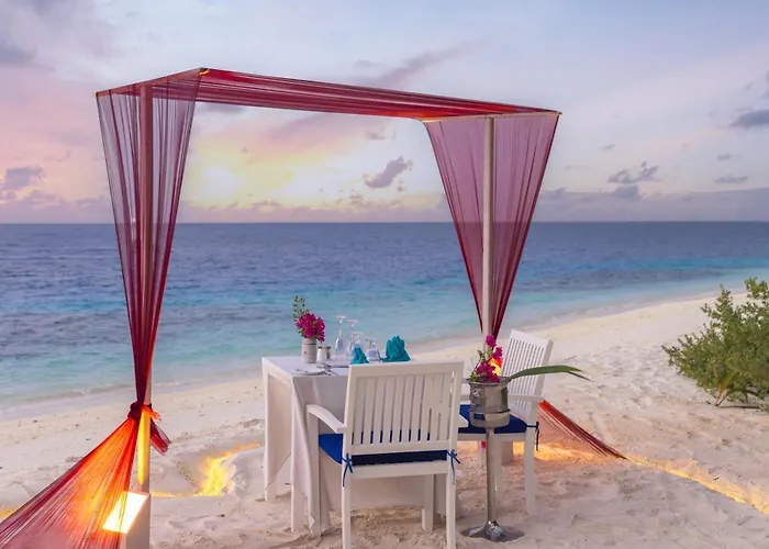 Adaaran Club Rannalhi Hotel Rannalhi Island