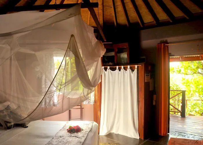 Mango Island Lodges Saint Joseph
