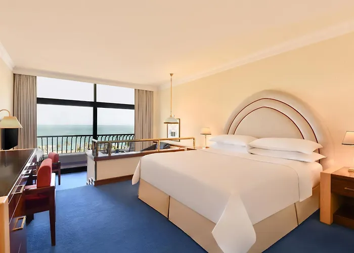 Sheraton Grand Doha Resort & Convention Hotel