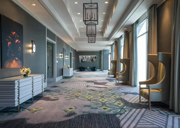 Colee, Buckhead, Autograph Collection