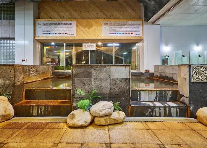 Osaek Greenyard Hotel