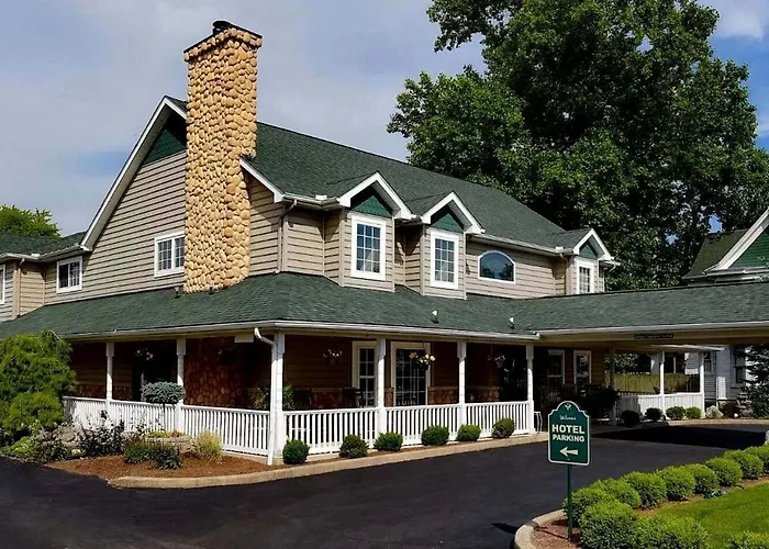 Hearthstone Inn & Suites