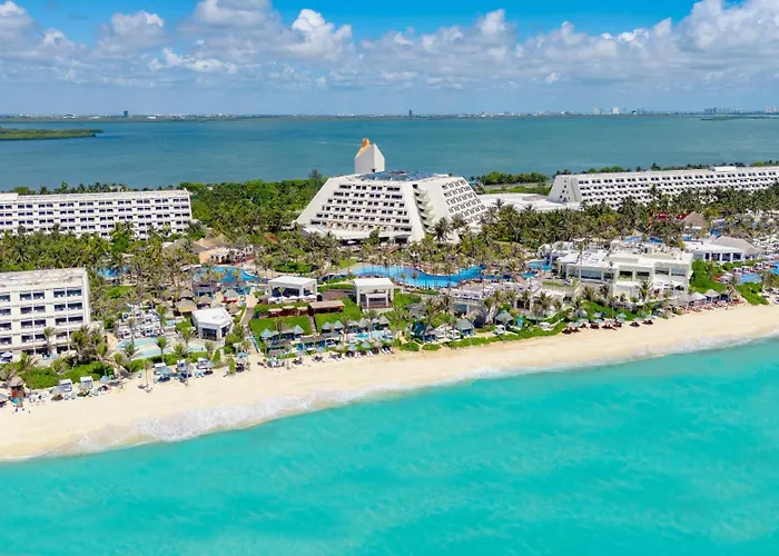 The Grand Oasis Cancun