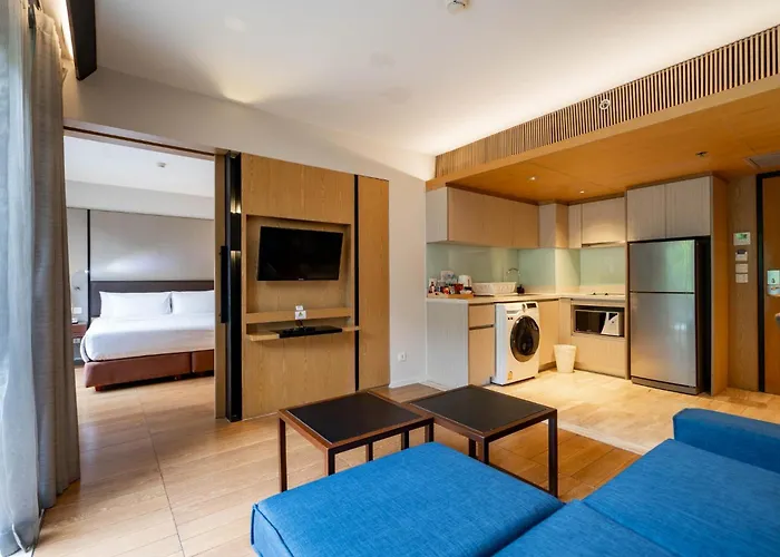 Arcadia Suites Ploenchit