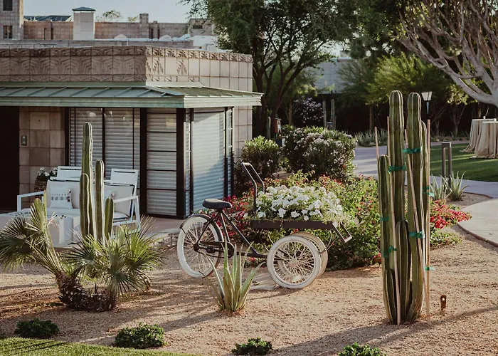Arizona Biltmore, Lxr s & s