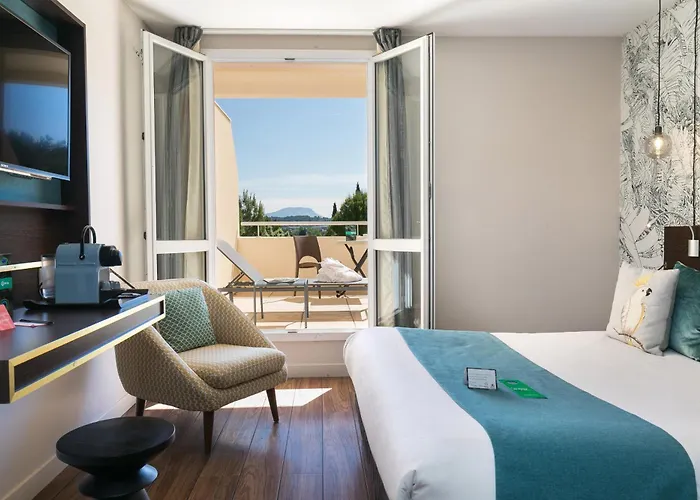 Hotel Birdy By HappyCulture