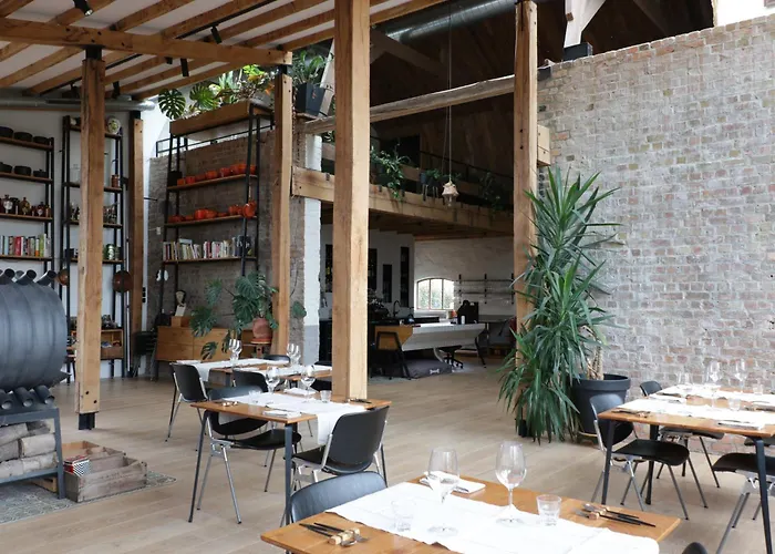 De 6 Linden Gastronomisch Boutique Hotel Sluis