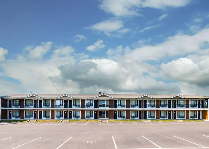 Quality Inn & Suites Garden Of The Gulf Summerside