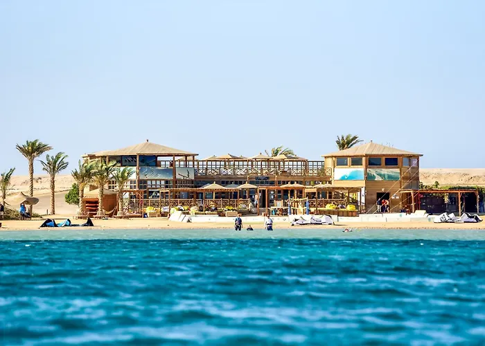 The Breakers Diving And Surfing Lodge Soma Bay