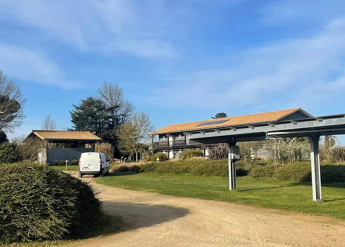 La Petite Couronne, Ecolodge & Lofts