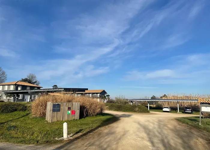 La Petite Couronne, Ecolodge & Lofts