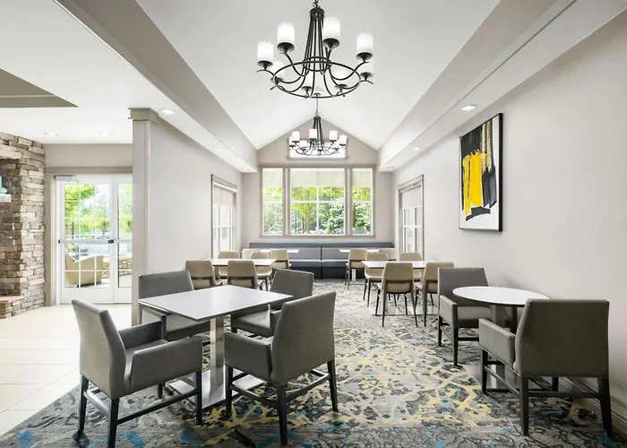 Residence Inn Des Moines West At Jordan Creek Town Center