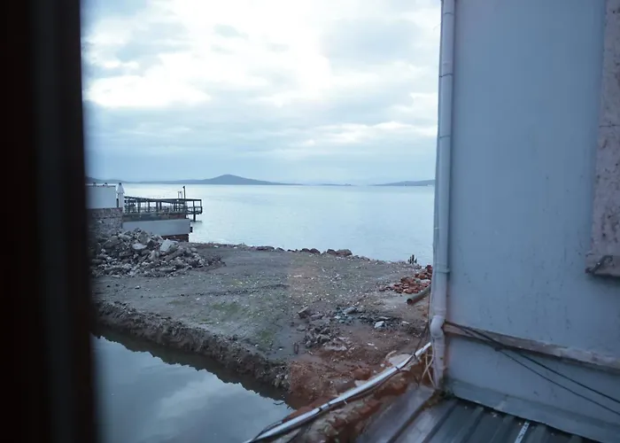 Ferahi Evler Ayvalik Hotel