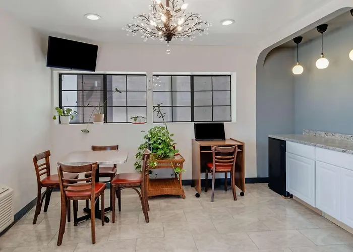 Americas Best Value Inn San Antonio Downtown Riverwalk