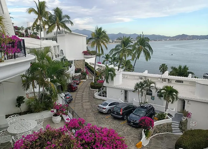 Hermoso condominio en la Bahía Manzanillo