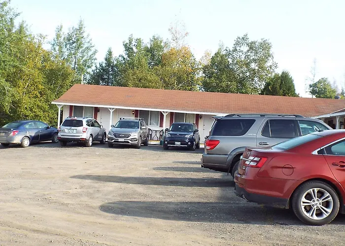 Aroostook Hospitality Inn - Washburn