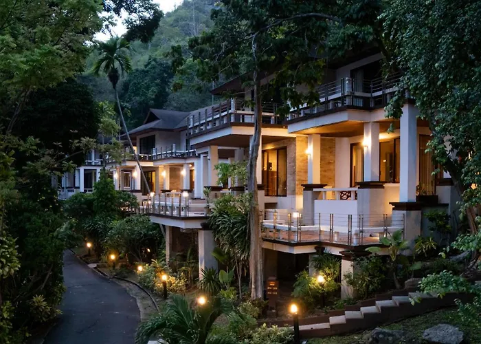 Baan Krating Phuket Resort Naiharn-Sha Plus