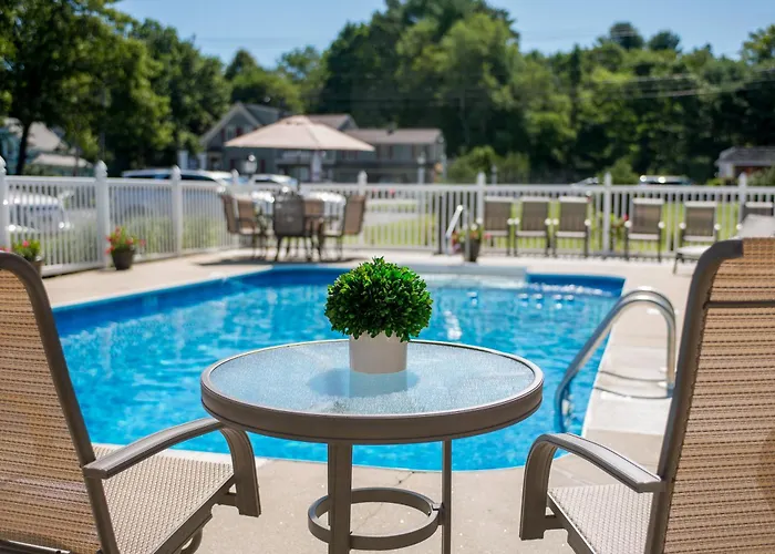 Port Inn & Suites Kennebunk, An Ascend Collection Hotel