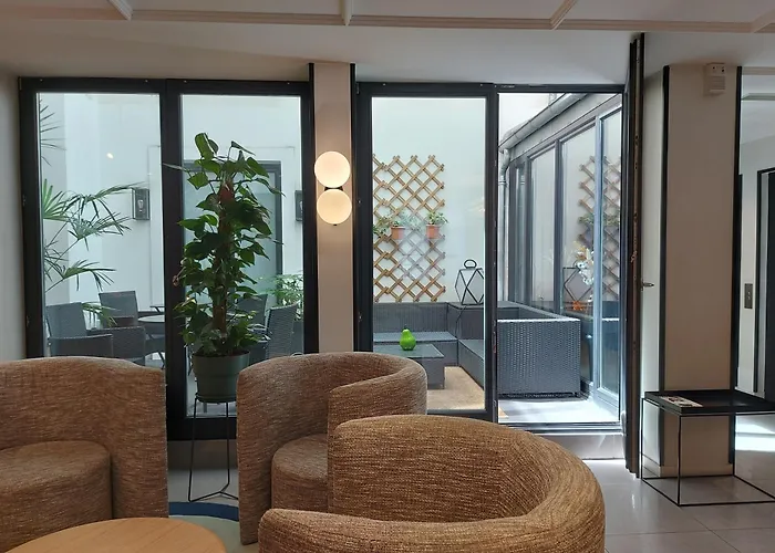 Mercure Paris Arc De Triomphe Wagram