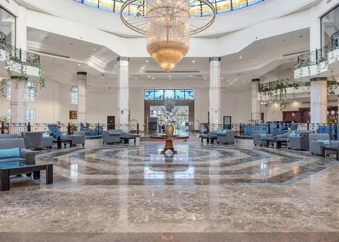Grand Oasis Resort