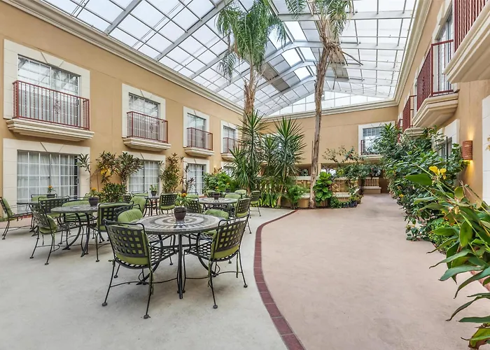 Best Western Plus Atrium Inn