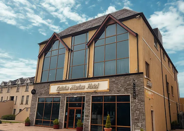 Leitrim Marina Hotel