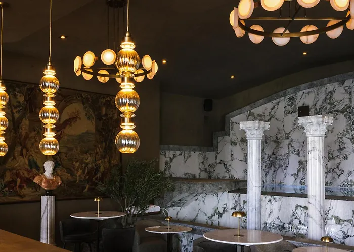 O:Live Boutique , A Small Luxury Of The World (Adults Only)