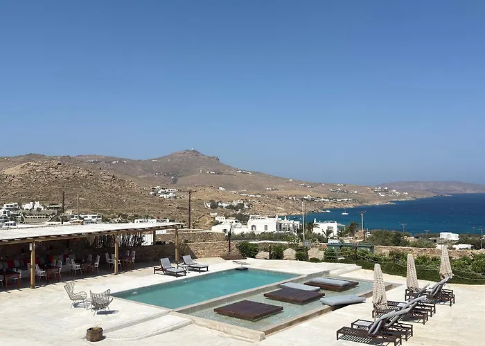 Myconian Crown Suites