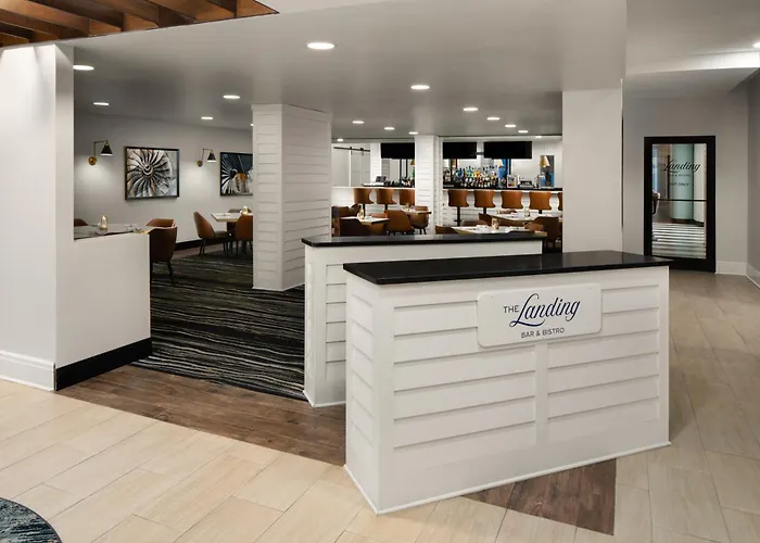 Doubletree By Hilton Norfolk Airport Hotel