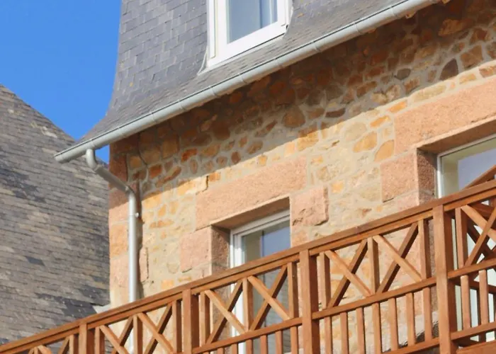 Logis Hôtel Saint Guirec Et De La Plage Perros-Guirec