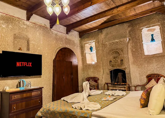 Nomads Cave Hotel & Rooftop