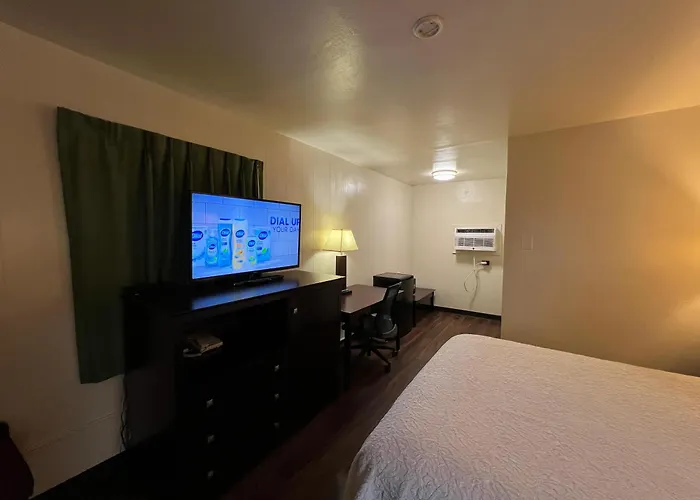 Riverside Motel