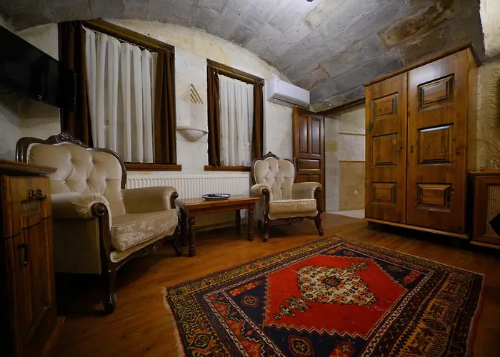 Harman Cave Hotel