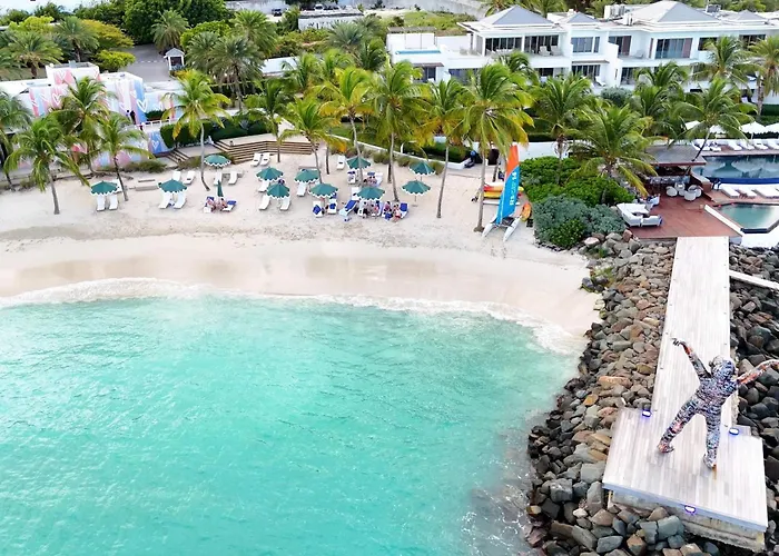 Hodges Bay Resort & Spa, An Hq Luxury Resort & Residences