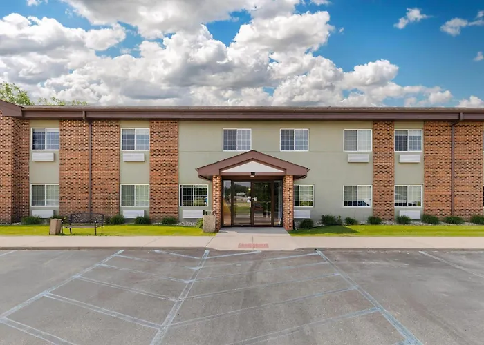 Quality Inn Chesterton Near Indiana Dunes National Park I-94