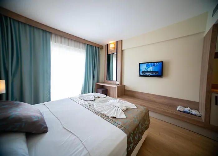 Lucida Beach Hotel Çamyuva