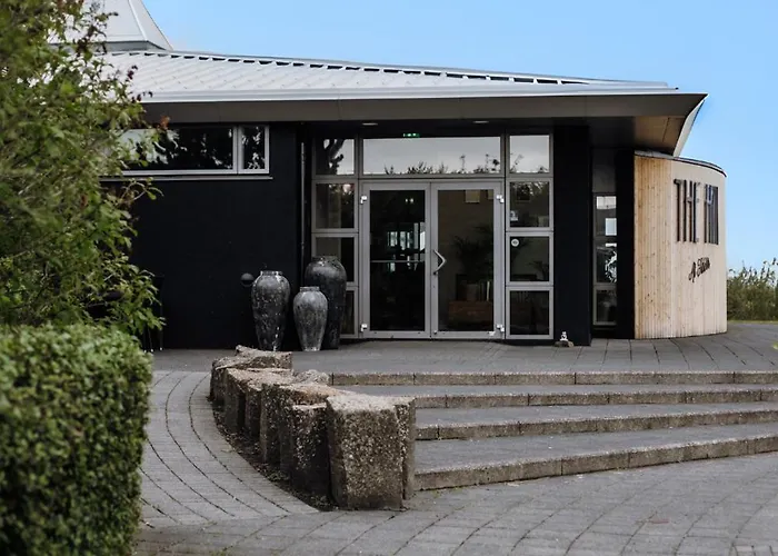 The Hill Hotel At Fluthir