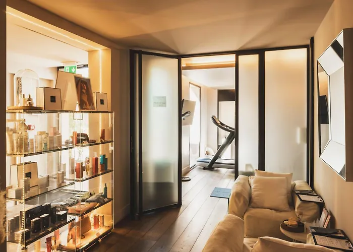 Les Lodges Sainte-Victoire Hotel&Spa Le Tholonet