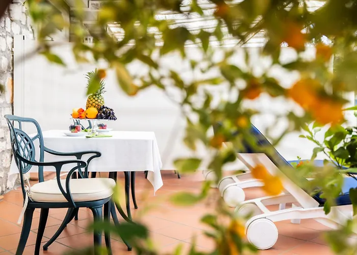Hotel Villa Florida & Suite Apartments Gardone Riviera